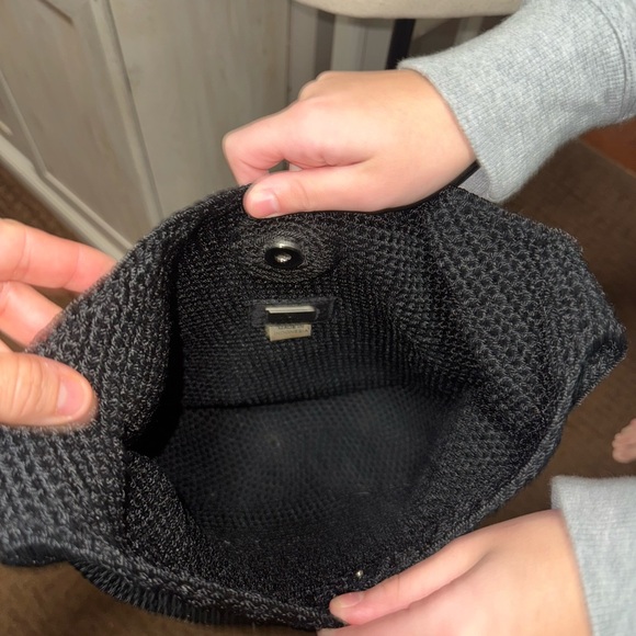 Sak by The Sak Crochet Medium Shoulder Bag Black Boho Purse - Picture 4 of 4